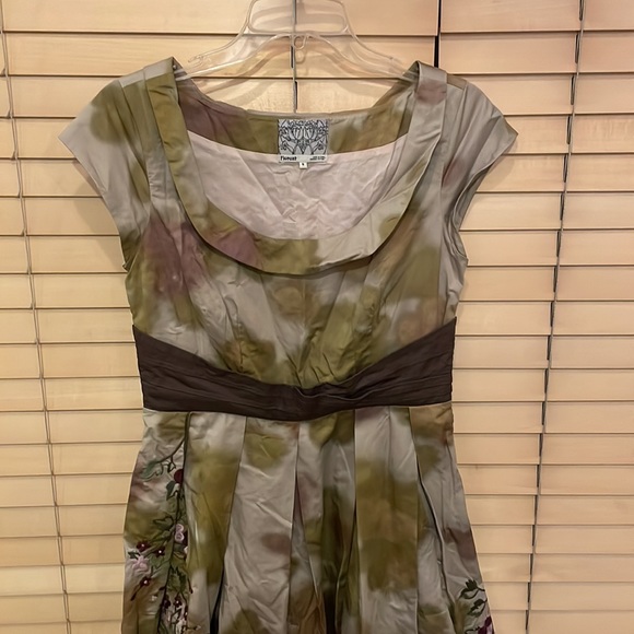 Floreat for Anthropologie Floral Embroidered Green Dress - Picture 5 of 14